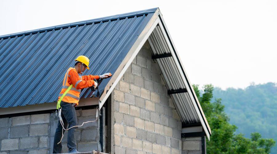 Professional metal roof installation in Kinsman, OH